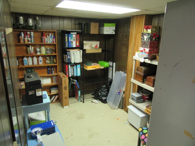 6435 N Wendell St, Park City, KS 67219