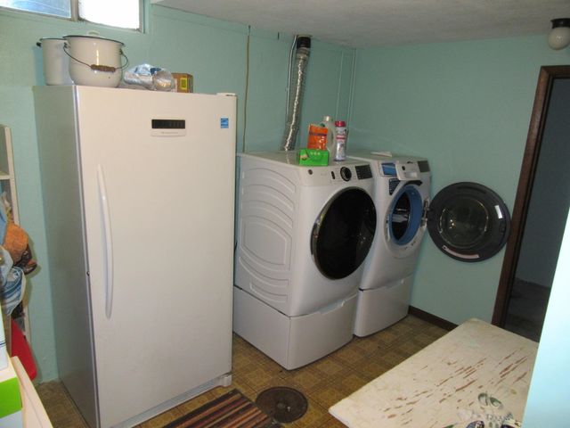 6435 N Wendell St, Park City, KS 67219