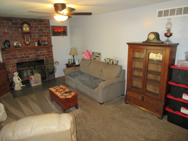 6435 N Wendell St, Park City, KS 67219
