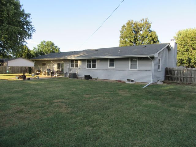 6435 N Wendell St, Park City, KS 67219