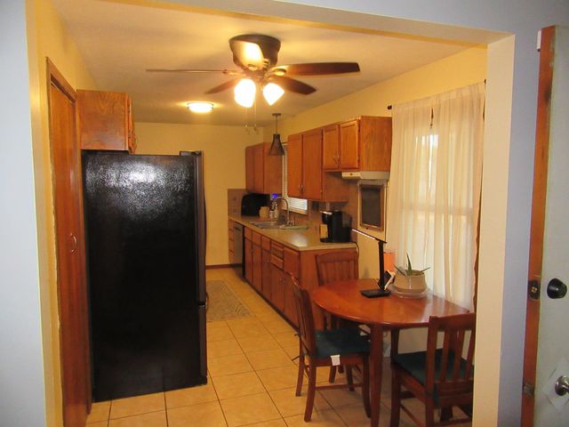 6435 N Wendell St, Park City, KS 67219