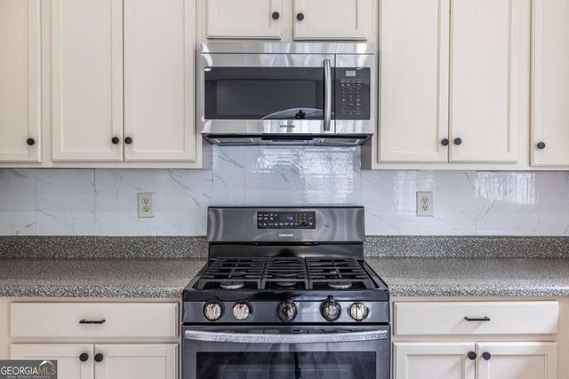 139 Haven Oak Way, Lawrenceville, GA 30044