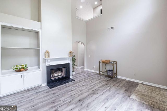 139 Haven Oak Way, Lawrenceville, GA 30044