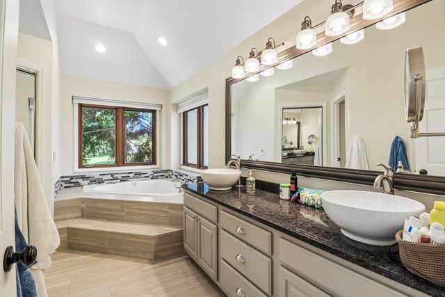 40032 N Trevino Lane, Antioch, IL 60002