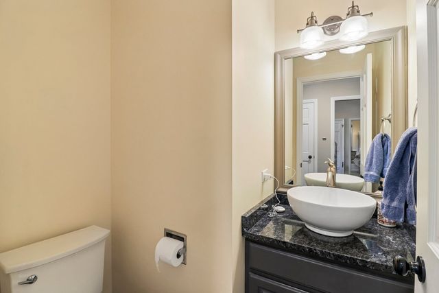 40032 N Trevino Lane, Antioch, IL 60002