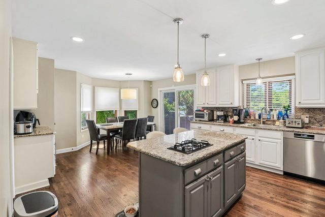 40032 N Trevino Lane, Antioch, IL 60002