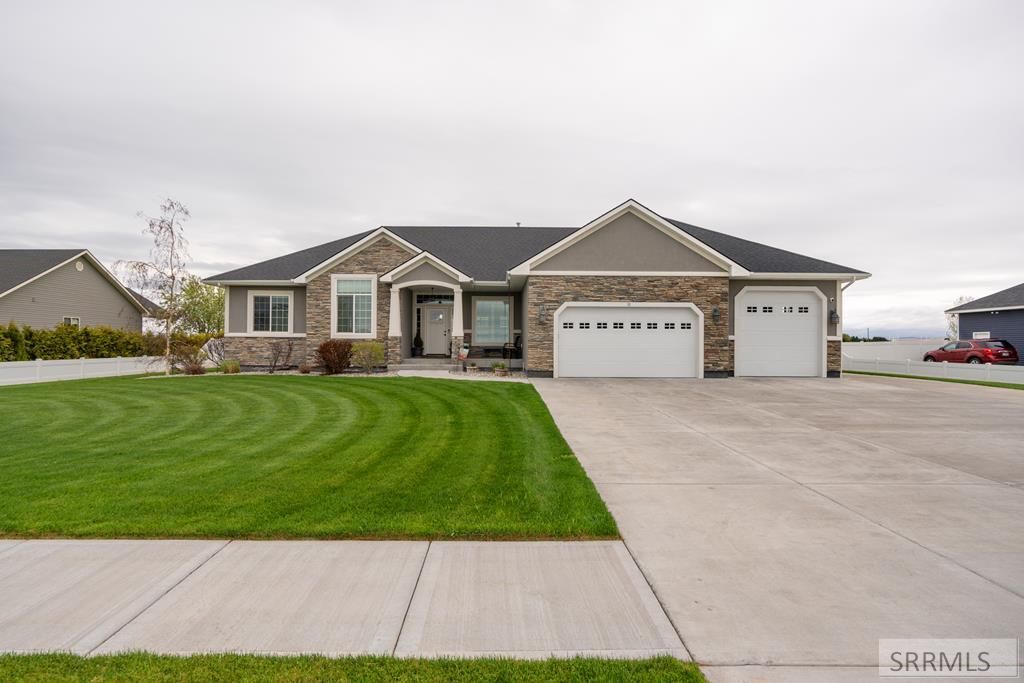 10 N 3942 E, Rigby, ID 83442