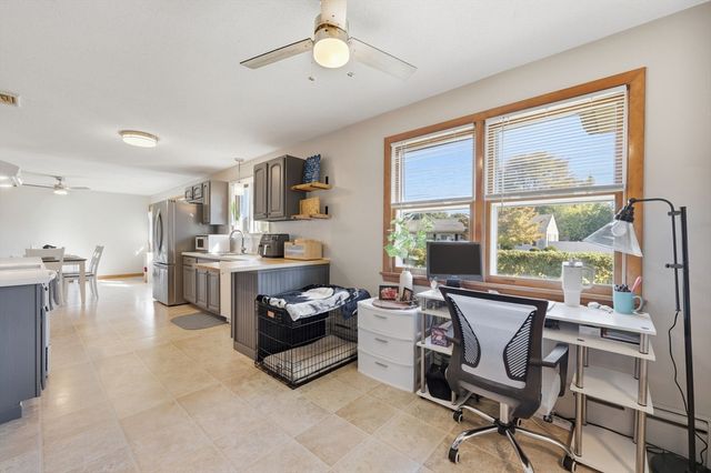 20 Connolly St, Springfield, MA 01151