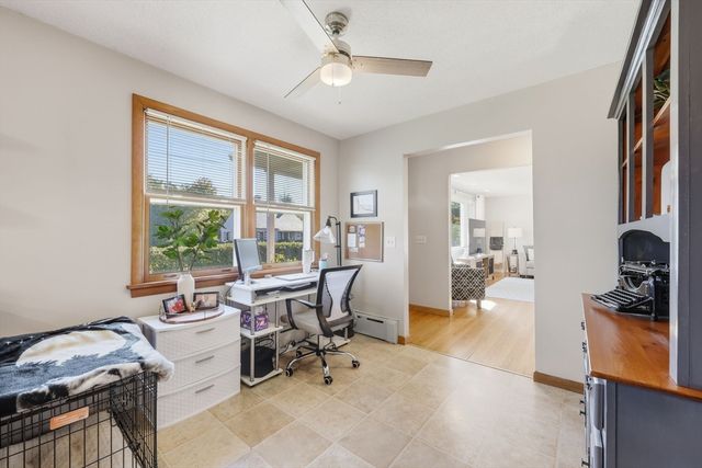 20 Connolly St, Springfield, MA 01151
