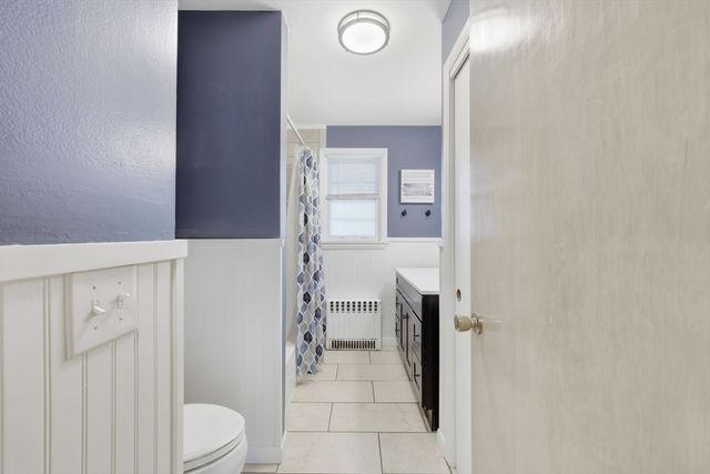 20 Connolly St, Springfield, MA 01151