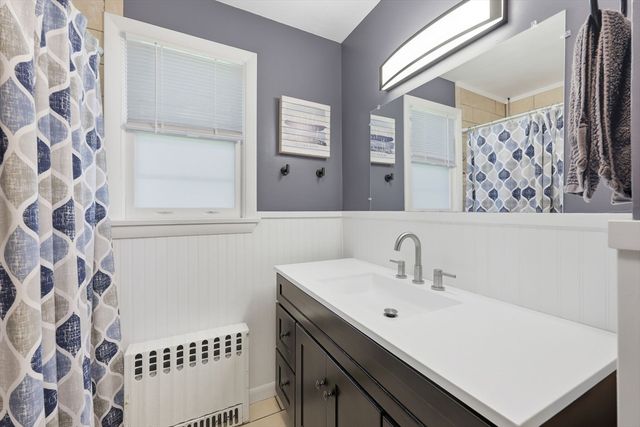 20 Connolly St, Springfield, MA 01151