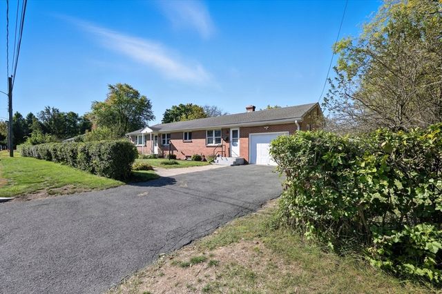 20 Connolly St, Springfield, MA 01151