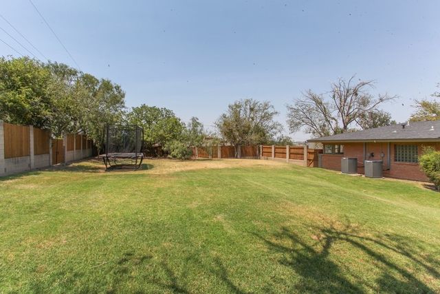 907 Mountain Park Dr, Big Spring, TX 79720
