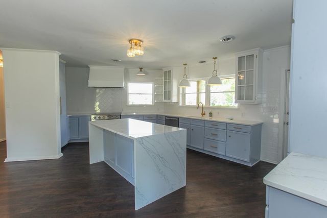 907 Mountain Park Dr, Big Spring, TX 79720