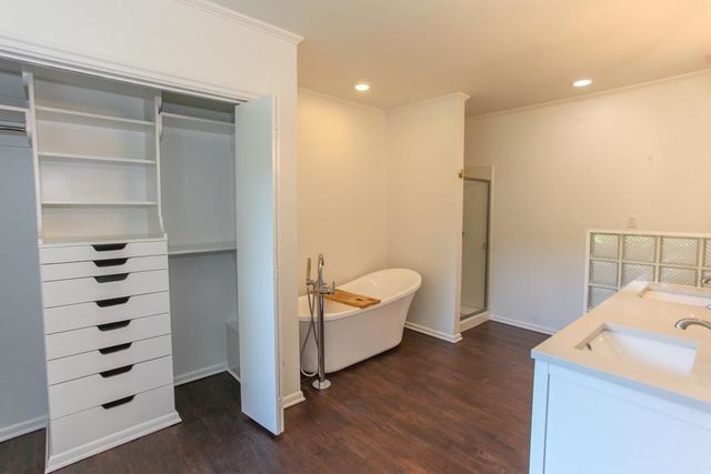 907 Mountain Park Dr, Big Spring, TX 79720