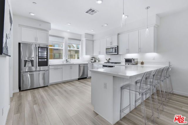 27123 Red Tail Place, Valencia (santa Clarita), CA 91381