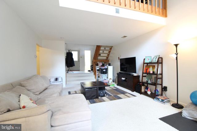 30 B CHICOPEE DR, Princeton, NJ 08540