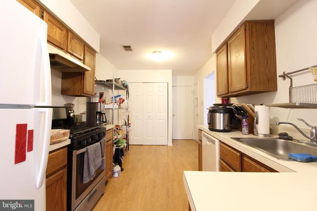 30 B CHICOPEE DR, Princeton, NJ 08540