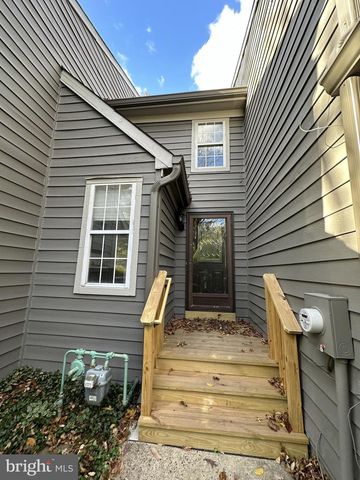 30 B CHICOPEE DR, Princeton, NJ 08540