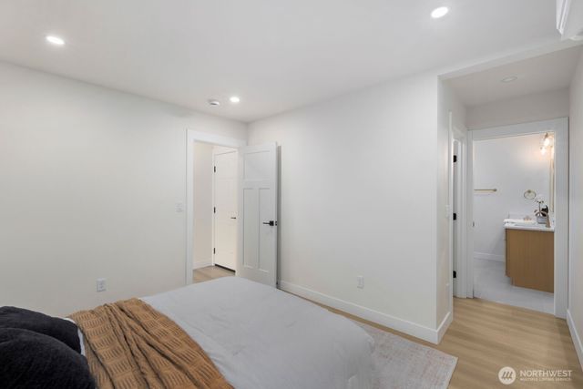 12042 5th Avenue NE, Seattle, WA 98125