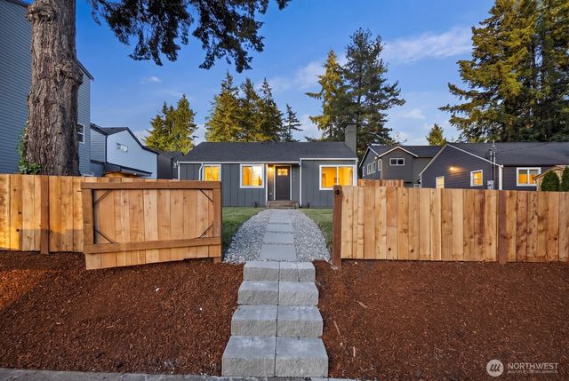 12042 5th Avenue NE, Seattle, WA 98125