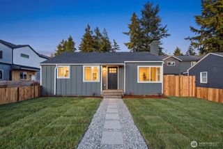 12042 5th Avenue NE, Seattle, WA 98125