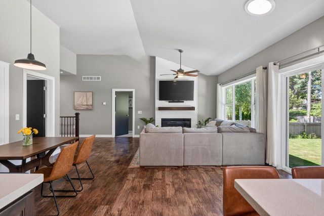 524 N Sherman Avenue, Madison, WI 53704