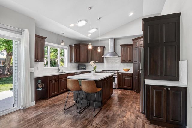 524 N Sherman Avenue, Madison, WI 53704