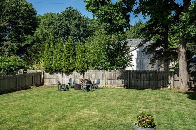 524 N Sherman Avenue, Madison, WI 53704