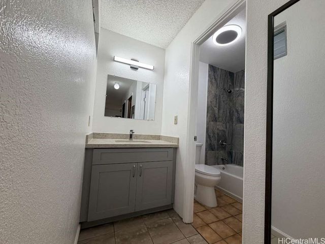 94-434 Opeha Street, Waipahu, HI 96797