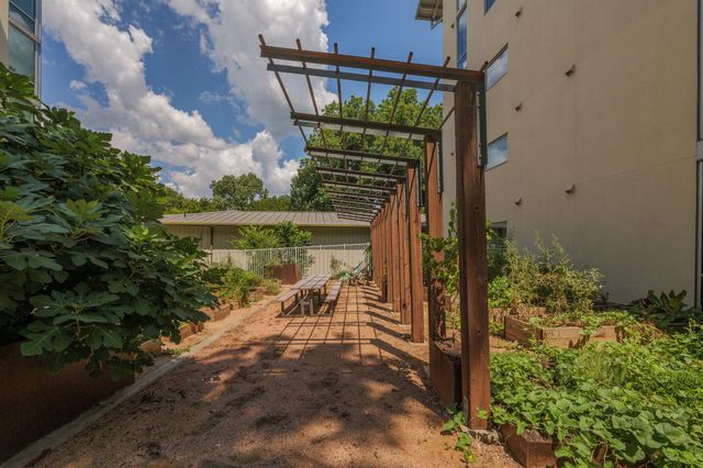 1600 Barton Springs RD 5508, Austin, TX 78704