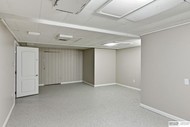 3442 Martin Avenue, Omaha, NE 68112