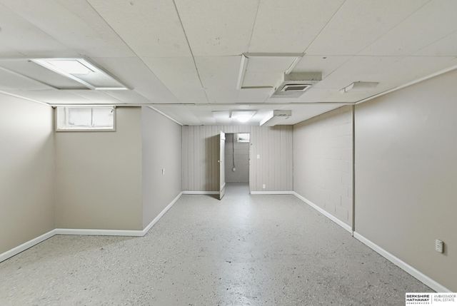 3442 Martin Avenue, Omaha, NE 68112