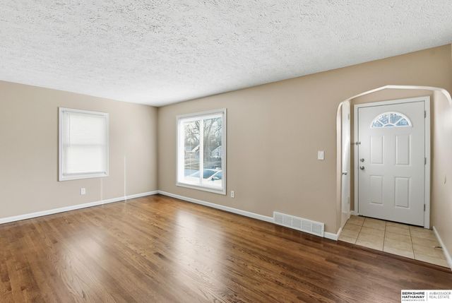 3442 Martin Avenue, Omaha, NE 68112