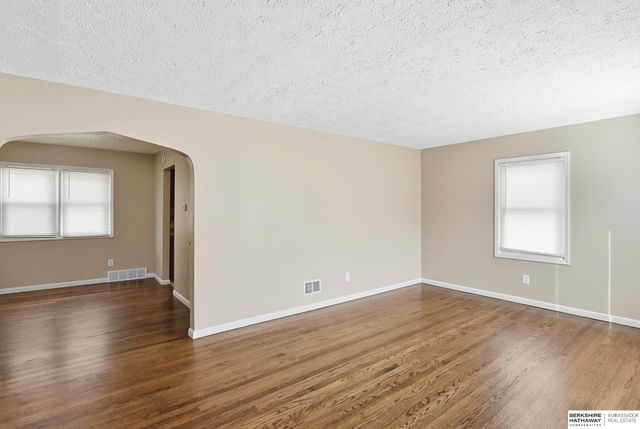 3442 Martin Avenue, Omaha, NE 68112