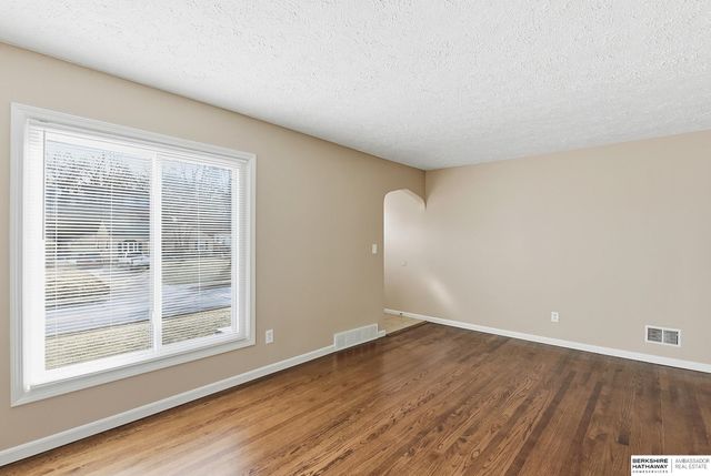 3442 Martin Avenue, Omaha, NE 68112