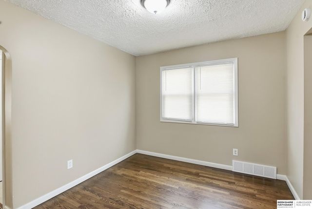 3442 Martin Avenue, Omaha, NE 68112