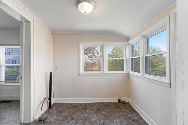 104 Drugstore St, Buffalo, SC 29321