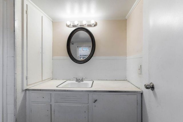 104 Drugstore St, Buffalo, SC 29321