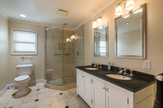 1333 Camino Cerrito SE, Albuquerque, NM 87123