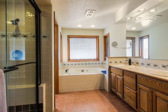 1333 Camino Cerrito SE, Albuquerque, NM 87123