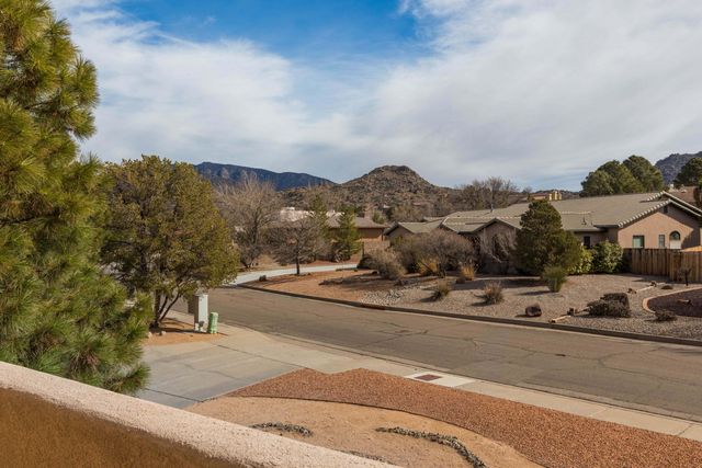 1333 Camino Cerrito SE, Albuquerque, NM 87123