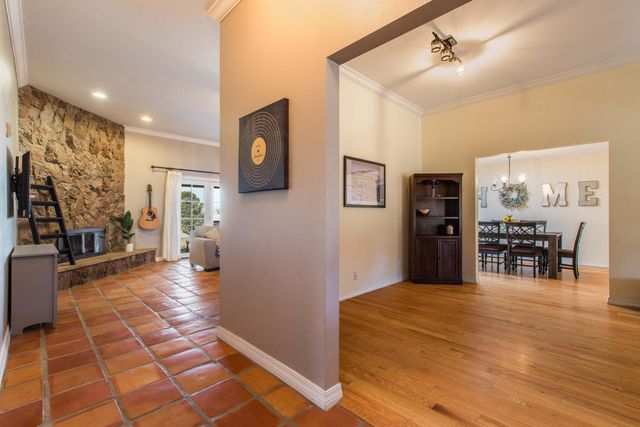 1333 Camino Cerrito SE, Albuquerque, NM 87123