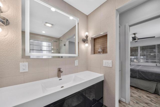 176 Upminster H 176, Deerfield Beach, FL 33442
