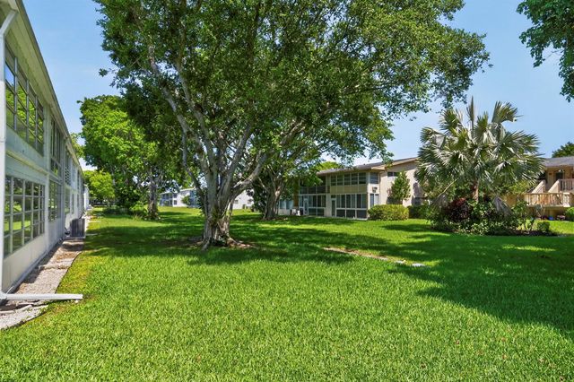 176 Upminster H 176, Deerfield Beach, FL 33442