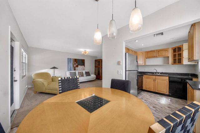 176 Upminster H 176, Deerfield Beach, FL 33442