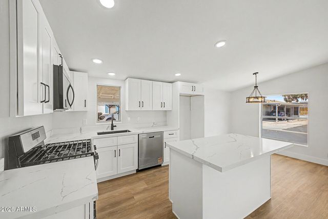 11275 N 99TH Avenue 97, Peoria, AZ 85345