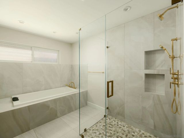 5503 Linda Rosa, La Jolla, CA 92037