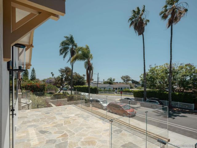 5503 Linda Rosa, La Jolla, CA 92037