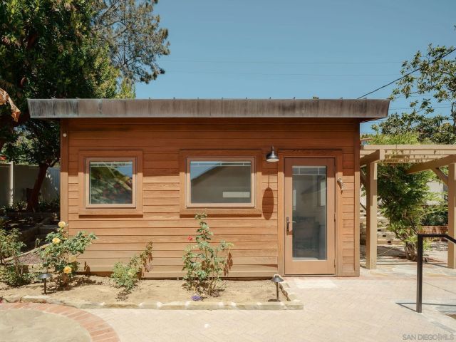5503 Linda Rosa, La Jolla, CA 92037